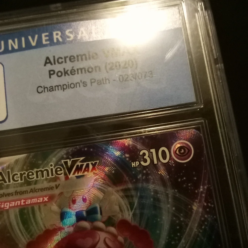 Pokemon 2020 Alcremie VMAX #023/073 Champion's Path CGC 9
